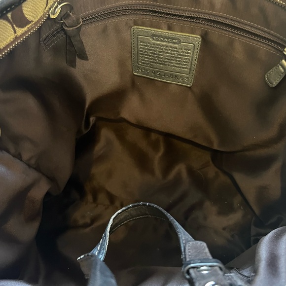 COACH shoulder tote - Picture 3 of 7